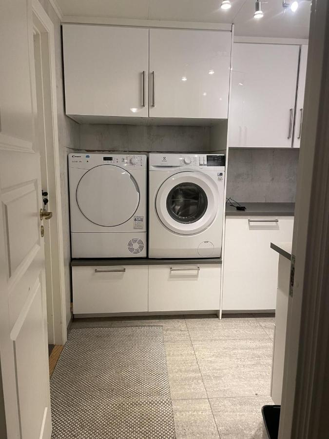 Beautiful 5-Bed Villa In 만달 외부 사진