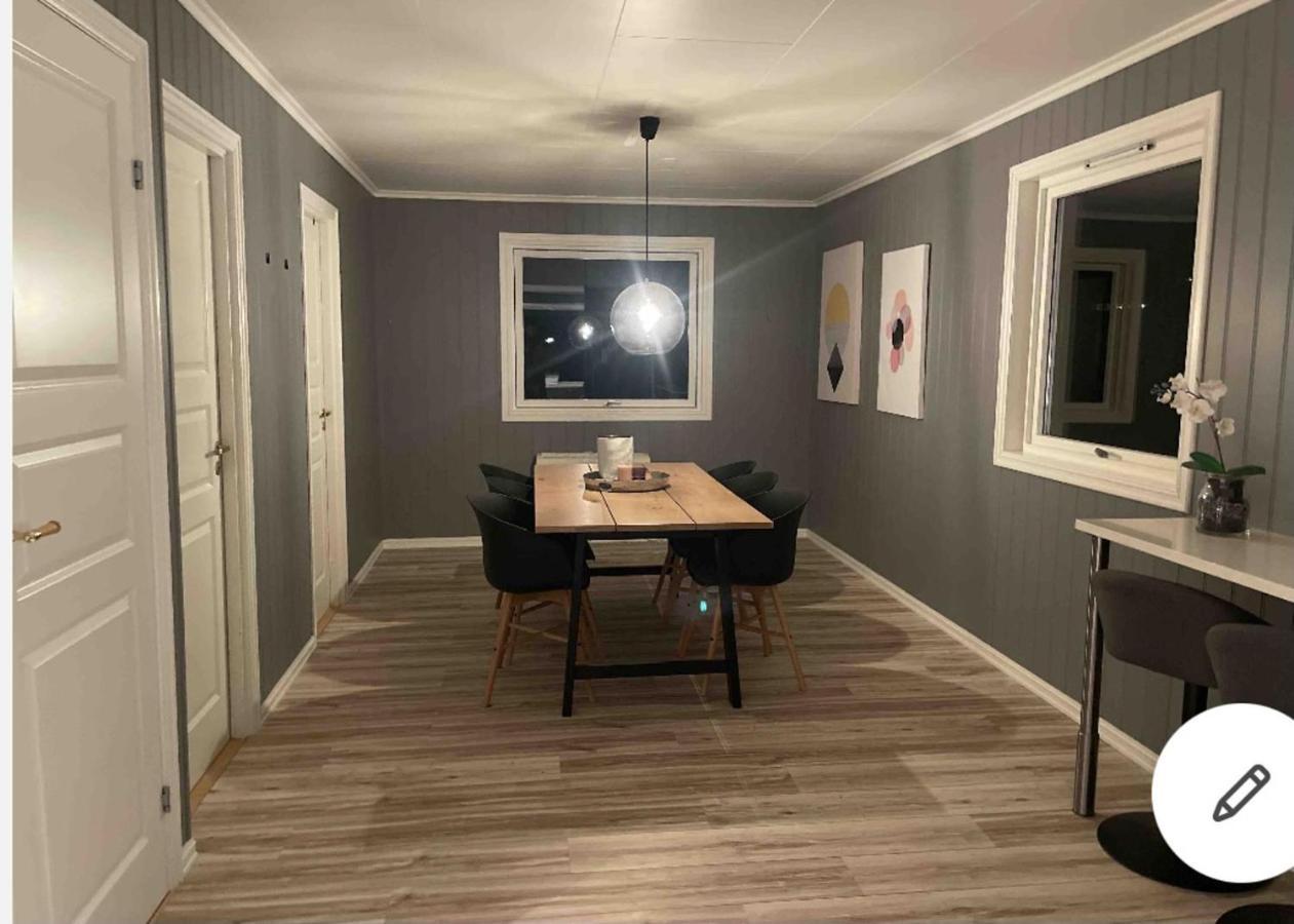 Beautiful 5-Bed Villa In 만달 외부 사진