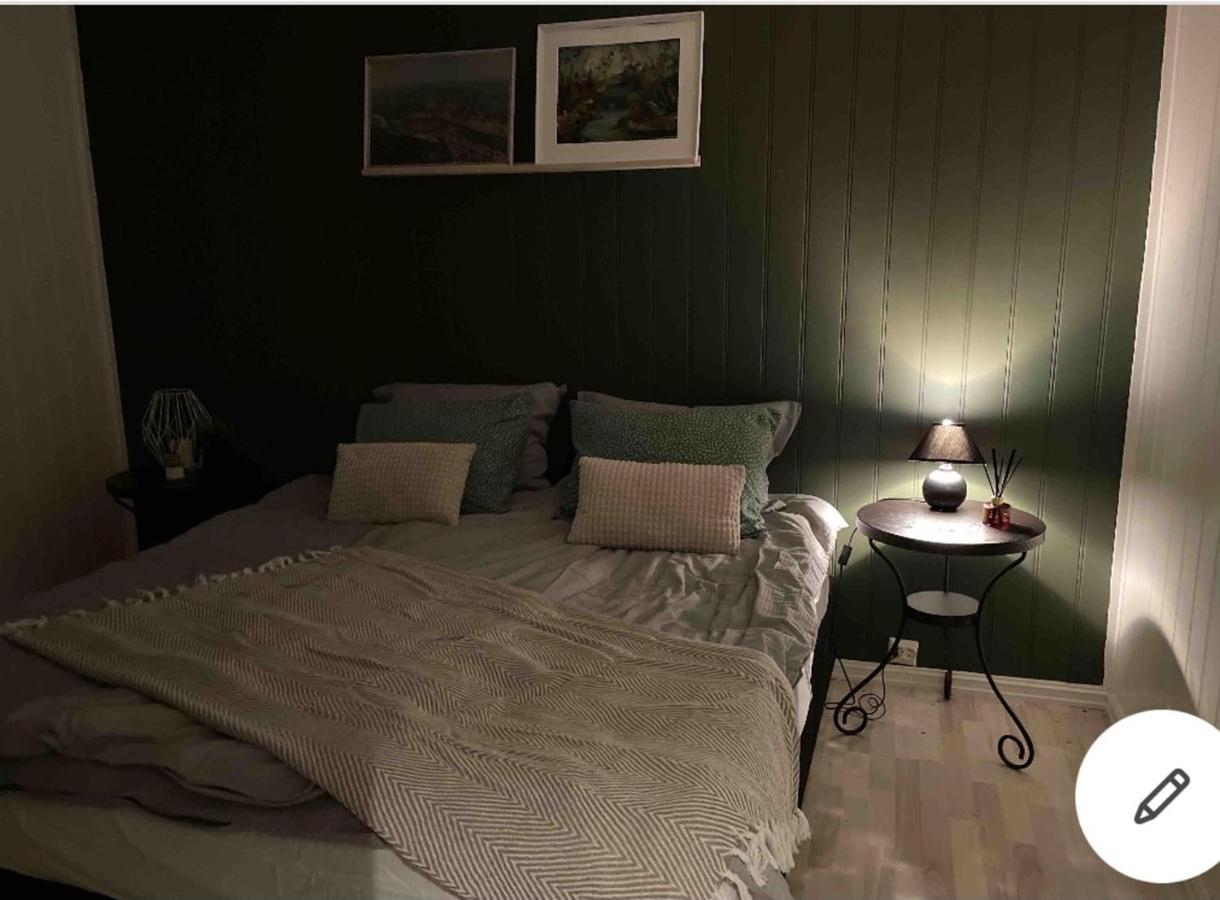 Beautiful 5-Bed Villa In 만달 외부 사진