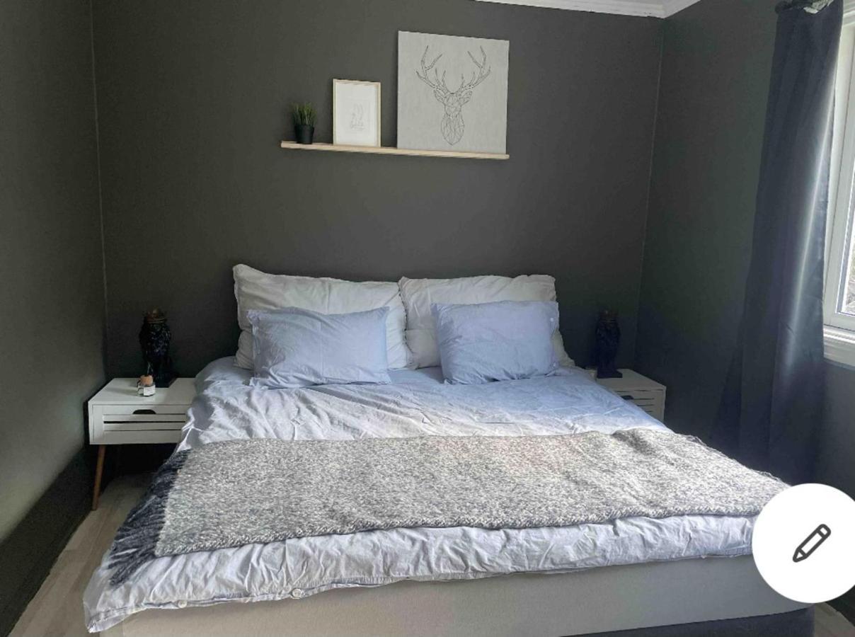 Beautiful 5-Bed Villa In 만달 외부 사진